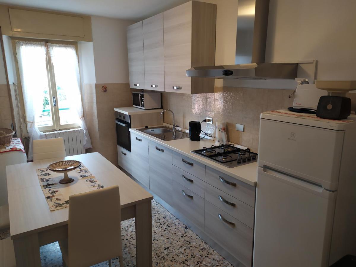Appartamento Gianna Porto Valtravaglia Exterior foto